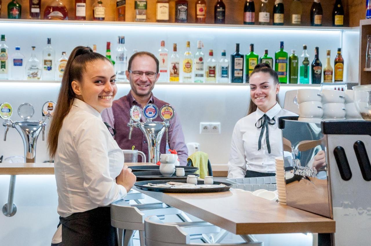 Hotel Salon Missen Trenčianské Teplice Exteriér fotografie